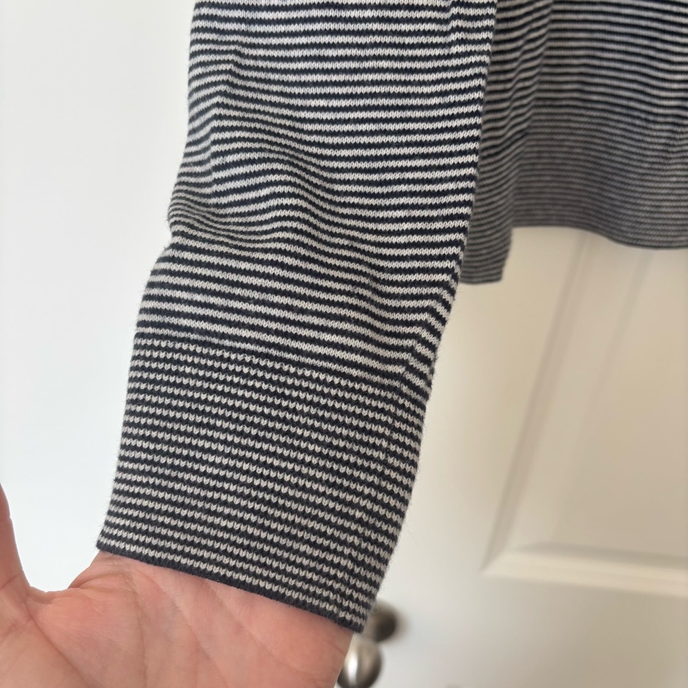 Everlane Striped Lightweight Sweater - Picture 4 of 6